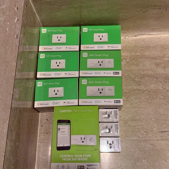 wemo Other - White WiFi Smart Plug